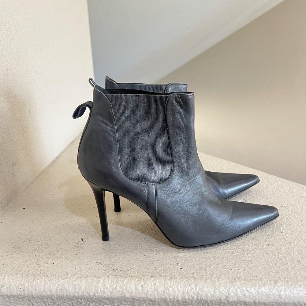 ST JOHN GREY Nappa Leather Ankle Boot BOOTIES HIGH HEEL SHOES SIZE 10